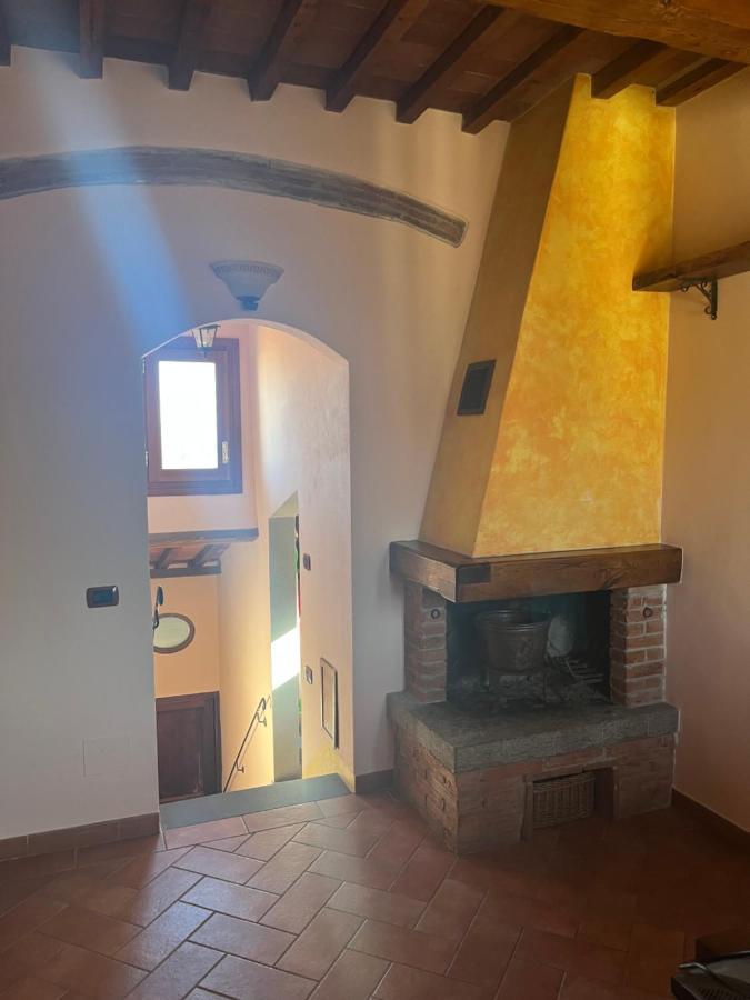 Faro B&B Livorno Esterno foto