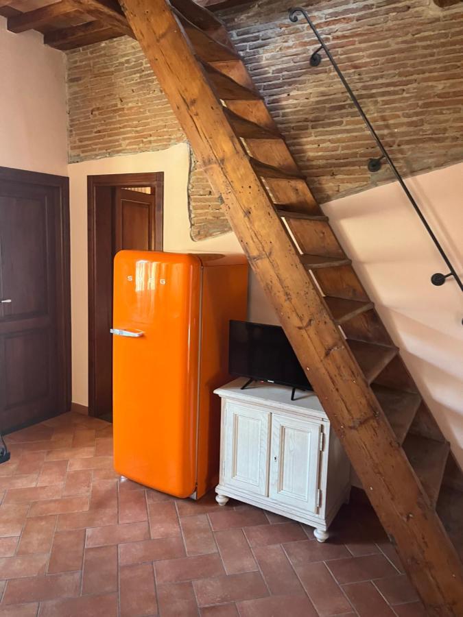 Faro B&B Livorno Esterno foto