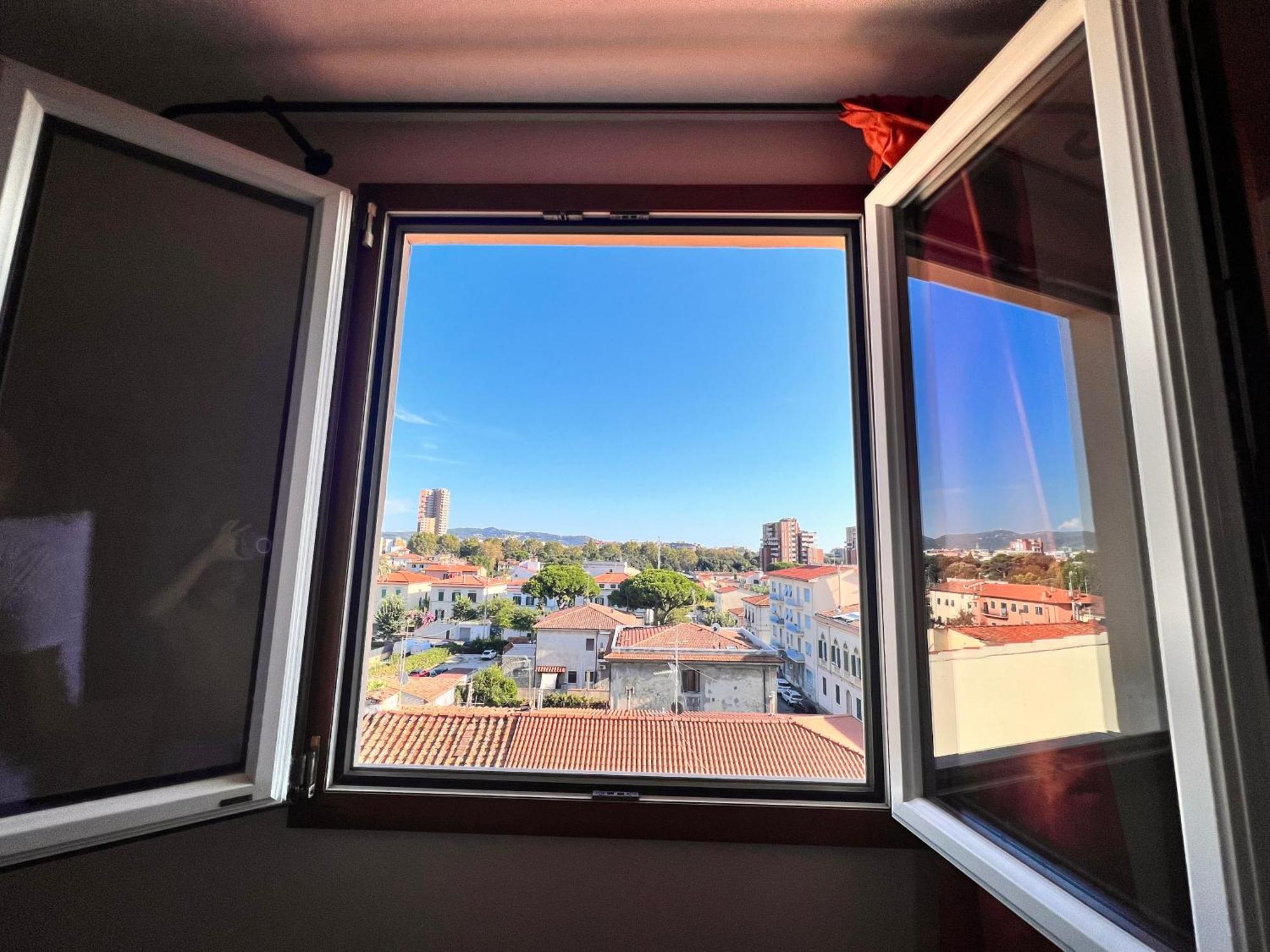 Faro B&B Livorno Esterno foto